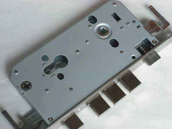 兰坪24小时上门开锁公司